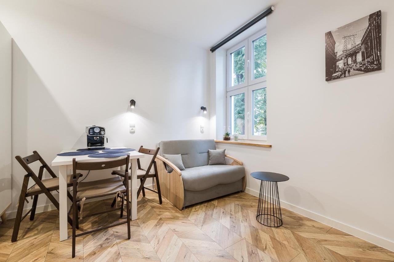 דירות לסקו Apartament Na Plantach מראה חיצוני תמונה